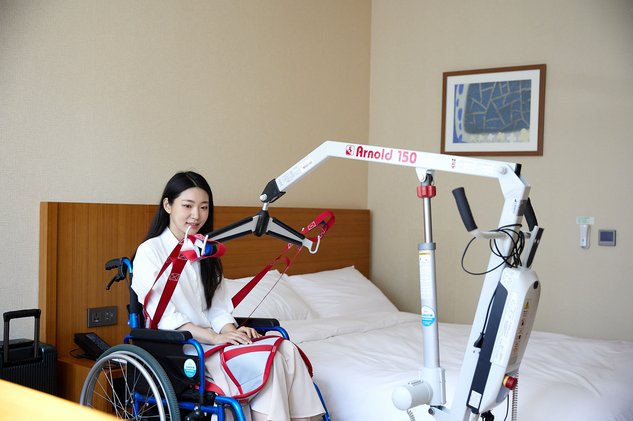 [SCB NEWS] Easy Access for All Seoul Visitors: STO Offers Free Airport Pick-up Service and Travel Assistive Device Rental